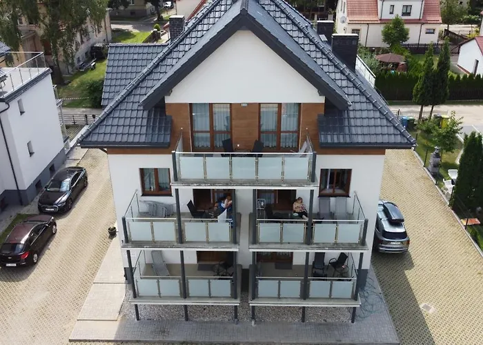 Kapitanskie Aparthotel 3*