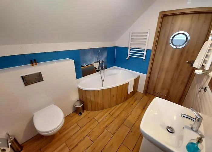 Aparthotel Kapitanskie 3*