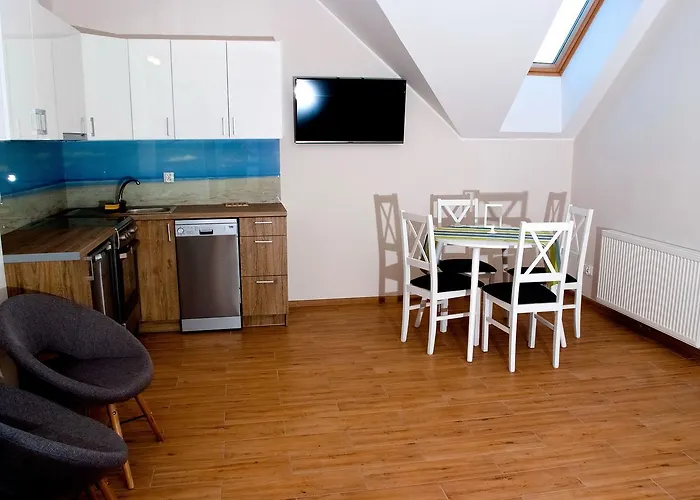 Kapitanskie Aparthotel 3*